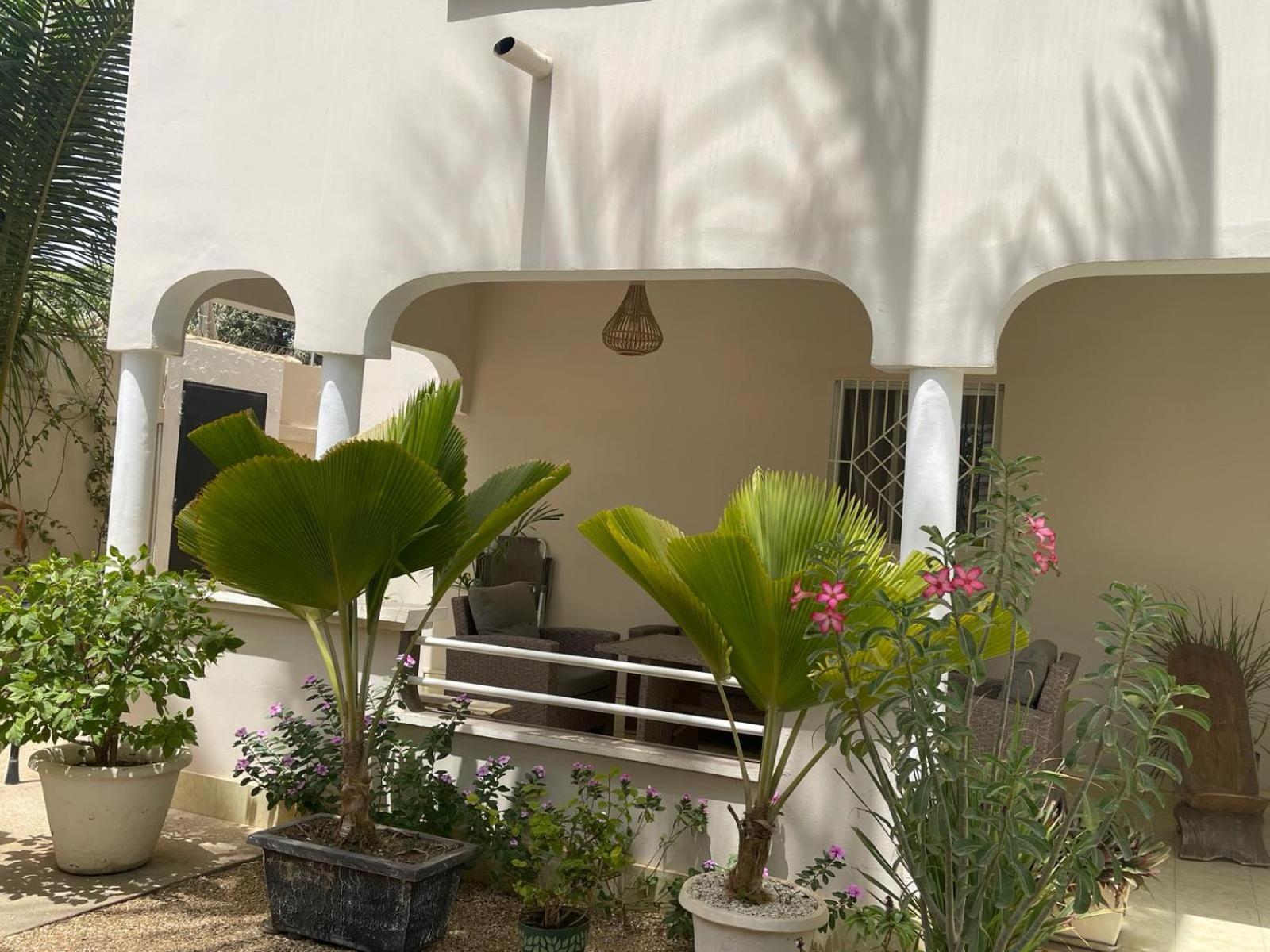 Villa Ngore Saly Buitenkant foto